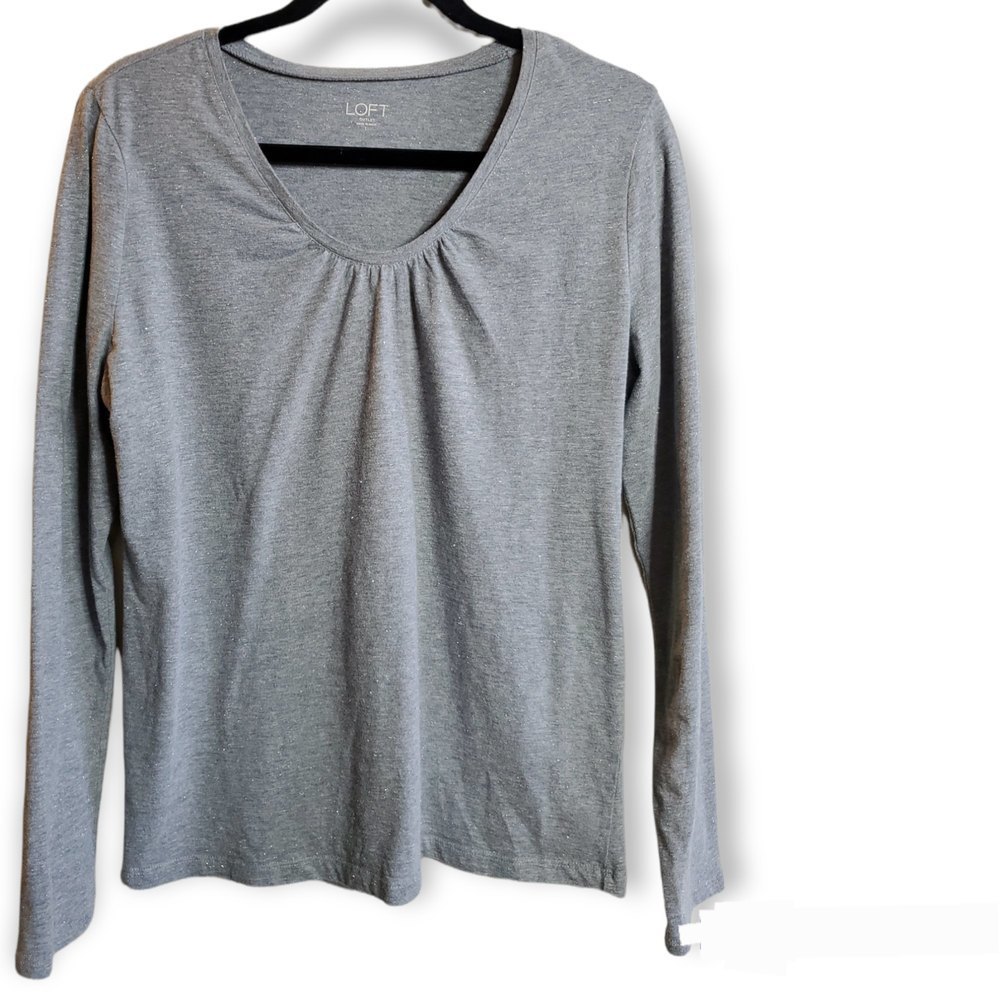 𝅺Loft Outlet scoop neck Large lightweight long sleeves grey silver shimmer tee